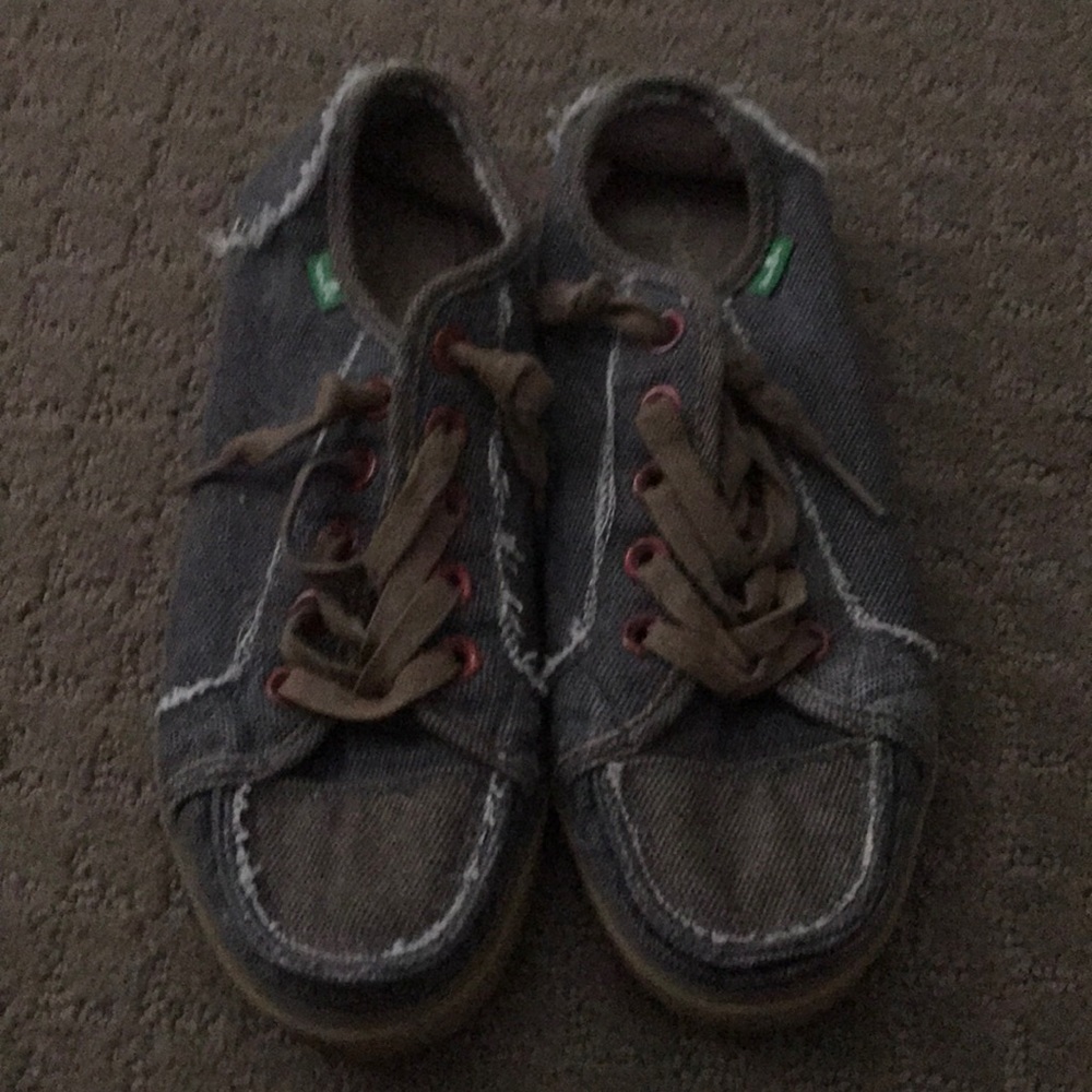 Sanuk Shoes